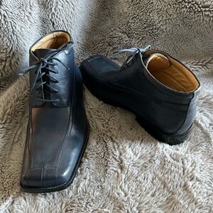 Valverde Blue Leather Boots with Lace-Up Design